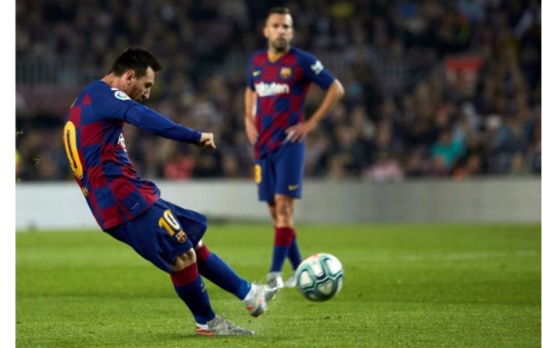 Liga: Messi en feu, le Barça prend la tête