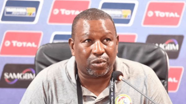 Malick Daff après l’élimination des lionceaux : « Les gosses ont fait un bon tournoi (…) On a payé nos erreurs cash » Malick Daff après l’élimination des lionceaux : « Les gosses ont fait un bon tournoi (…) On a payé nos erreurs cash »