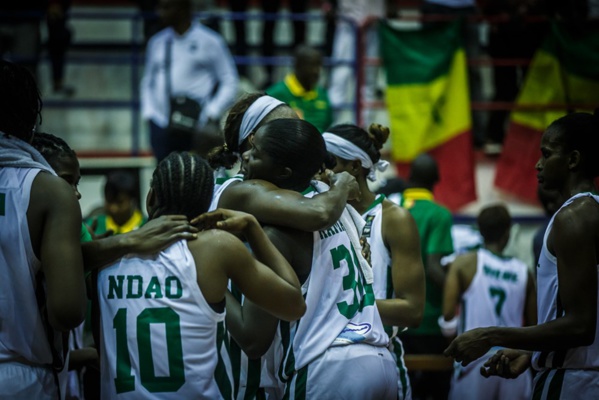 PRELIMINAIRE TQO : Les « lionnes » échappent au piège Angolais PRELIMINAIRE TQO : Les « lionnes » échappent au piège Angolais