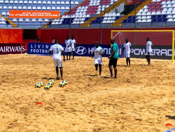 Mondial Beach Soccer: Infirmerie, entraînement, Ngalla Sylla donne des nouvelles de la tanière Mondial Beach Soccer: Infirmerie, entraînement, Ngalla Sylla donne des nouvelles de la tanière