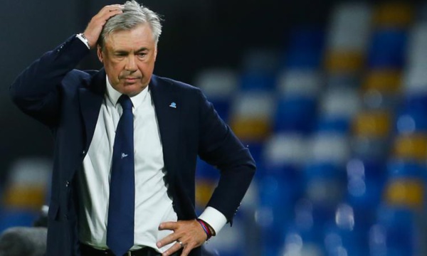 Crise à Naples, Ancelotti réagit : « Le moment est difficile, je dois trouver un remède »