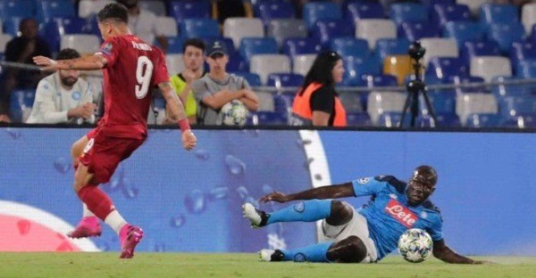 Ligue des champions : Koulibaly dans l’équipe type de la phase de groupes Ligue des champions : Koulibaly dans l’équipe type de la phase de groupes