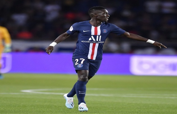 PSG : Après Draxler, Chelsea pense à recruter Gana Gueye PSG : Après Draxler, Chelsea pense à recruter Gana Gueye