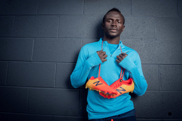 Liverpool lâche New Balance pour Nike, quel sponsor pour Sadio Mané ? Liverpool lâche New Balance pour Nike, quel sponsor pour Sadio Mané ?