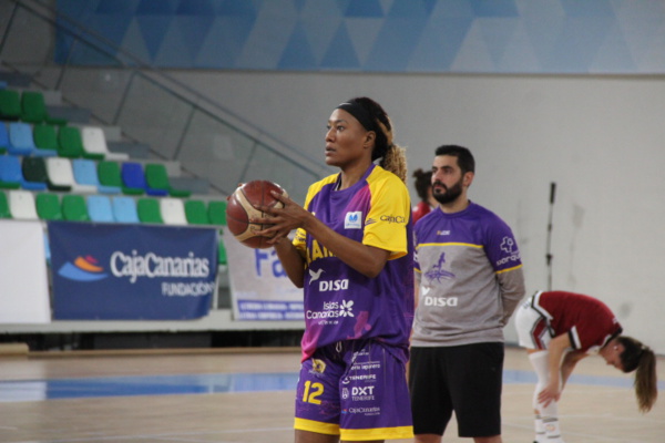 CB Clarinos : Astou Traoré et Bintou Diémé ont effectué leurs débuts CB Clarinos : Astou Traoré et Bintou Diémé ont effectué leurs débuts