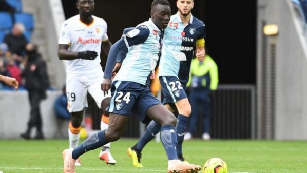 Mercato : Pape Gueye, le Franco-Sénégalais suivi par Arsenal Mercato : Pape Gueye, le Franco-Sénégalais suivi par Arsenal