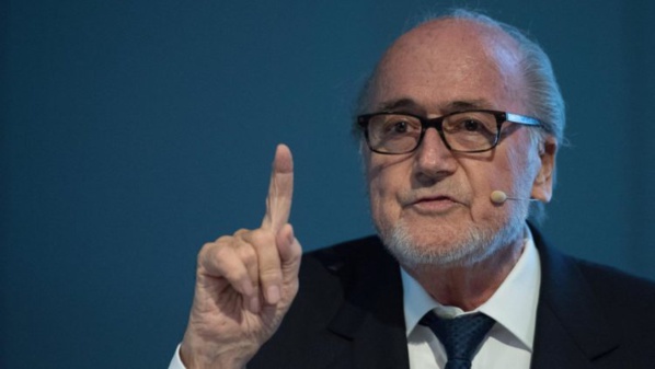 Sepp Blatter tacle Ahmad Ahmad et évoque le caractère d’Issa Hayatou Sepp Blatter tacle Ahmad Ahmad et évoque le caractère d’Issa Hayatou