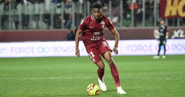 Metz : Opa Nguette buteur face à Nîmes Metz : Opa Nguette buteur face à Nîmes
