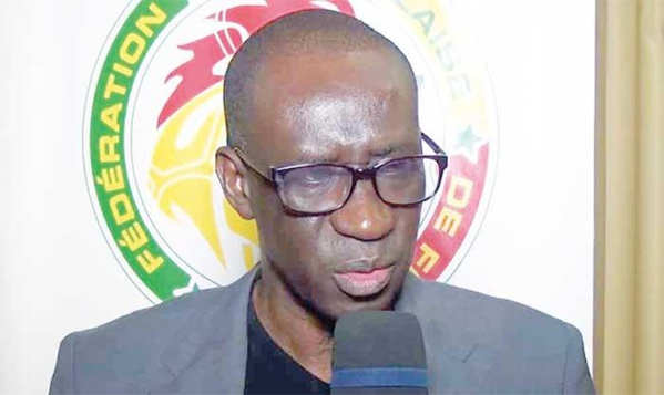 Mayacine Mar : « Je ne suis pas au courant de la signature de Régis Bogaert à Amiens » Mayacine Mar : « Je ne suis pas au courant de la signature de Régis Bogaert à Amiens »