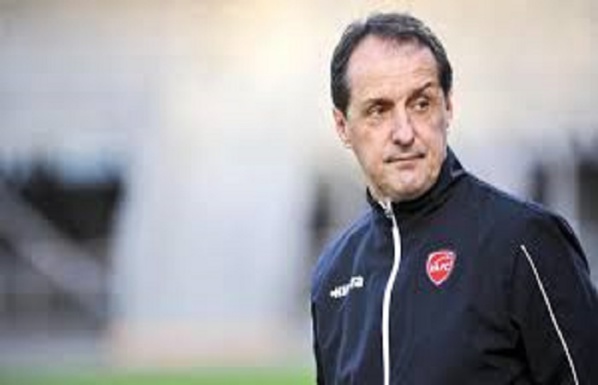 Faruk Hadzibegic : « J’espère que ce sera Omar Daf qui fera remonter Sochaux en L1 » Faruk Hadzibegic : « J’espère que ce sera Omar Daf qui fera remonter Sochaux en L1 »