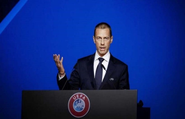 Aleksander Ceferin, président de l’UEFA : « Impossible que Liverpool termine sans le titre… » Aleksander Ceferin, président de l’UEFA : « Impossible que Liverpool termine sans le titre… »