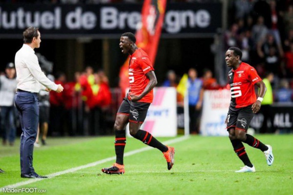 Julien Stéphan sur le mercato de Mbaye Niang: « Je n’ai pas envie d’imaginer le départ de ce genre de joueur » Julien Stéphan sur le mercato de Mbaye Niang: « Je n’ai pas envie d’imaginer le départ de ce genre de joueur »