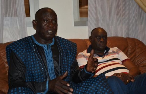 Me El Hadj Diouf, avocat de Baba Tandian: « Ils sont ridicules, c’est la honte du siècle » Me El Hadj Diouf, avocat de Baba Tandian: « Ils sont ridicules, c’est la honte du siècle »