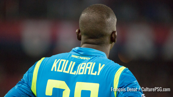 Mercato : Jugé trop cher, Kalidou Koulibaly ne rejoindra pas le PSG Mercato : Jugé trop cher, Kalidou Koulibaly ne rejoindra pas le PSG