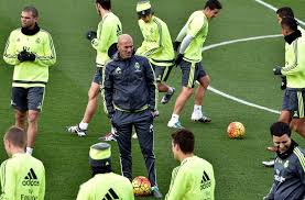 Real : Zidane, polémique sur le confinement