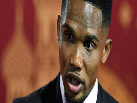 Interpellation brutale d’une femme noire enceinte en France : Samuel Eto’o s’indigne Interpellation brutale d’une femme noire enceinte en France : Samuel Eto’o s’indigne