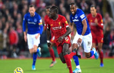 VIDEO-Match Everton-Liverpool : Sadio Mané débute le match plus tôt que prévu VIDEO-Match Everton-Liverpool : Sadio Mané débute le match plus tôt que prévu