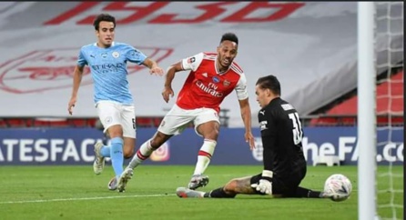 Angleterre : Arsenal bat City et file en finale de la «Cup» Angleterre : Arsenal bat City et file en finale de la «Cup»