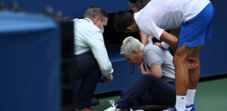 US Open : Djokovic disqualifié pour avoir touché une juge de ligne