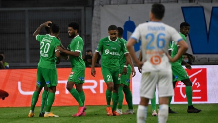Ligue 1: Après sa victoire à Paris, Marseille battu par Saint-Etienne (2-0) Ligue 1: Après sa victoire à Paris, Marseille battu par Saint-Etienne (2-0)