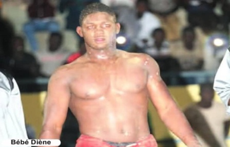 Lutte : le lutteur Bébé Diène arrêté à nouveau Lutte : le lutteur Bébé Diène arrêté à nouveau