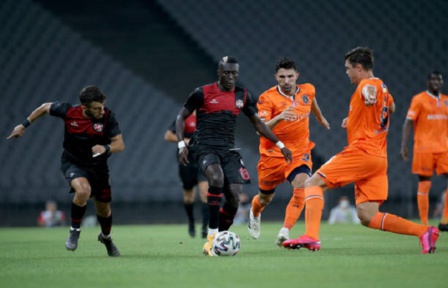 Turquie: Alassane Ndao, passeur décisif, bat Demba Ba Turquie: Alassane Ndao, passeur décisif, bat Demba Ba