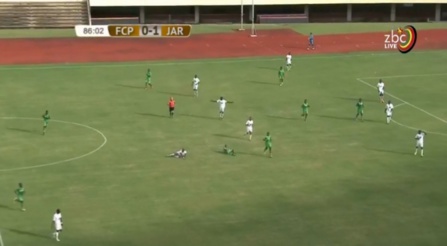 Coupe CAF : Albert Diémé donne la victoire devant Platinum (1-0) Coupe CAF : Albert Diémé donne la victoire devant Platinum (1-0)