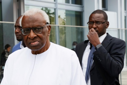IAAF : Jaraaf réalise sa promesse, Lamine Diack va passer la Korité à Dakar IAAF : Jaraaf réalise sa promesse, Lamine Diack va passer la Korité à Dakar
