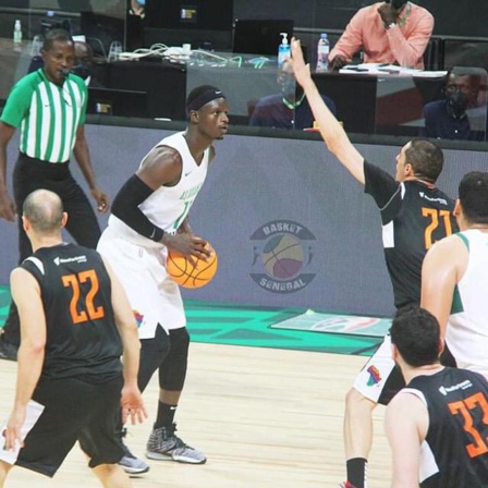 Basketball Africa League : L’AS Douanes débute par une victoire sur le GS Pétroliers