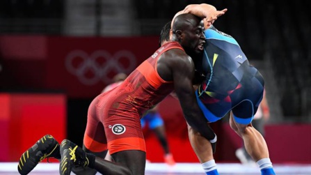 Jeux Olympiques : Repêché, Adama Diatta affronte Niyazbekov cette nuit et vise la médaille de bronze Jeux Olympiques : Repêché, Adama Diatta affronte Niyazbekov cette nuit et vise la médaille de bronze