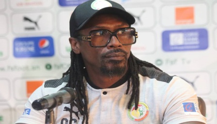 Eliminatoires mondial 2022: Aliou Cissé publie une liste 25 joueurs avec Pape Gueye de l’OM Eliminatoires mondial 2022: Aliou Cissé publie une liste 25 joueurs avec Pape Gueye de l’OM
