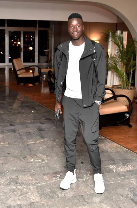 Match contre Togo: Pape Gueye a rejoint le regroupement des Lions Match contre Togo: Pape Gueye a rejoint le regroupement des Lions