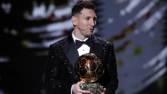 Lionel Messi après son 7e sacre : ‘’je veux dédier ce trophée à tous mes coéquipiers en Argentine’’ Lionel Messi après son 7e sacre : ‘’je veux dédier ce trophée à tous mes coéquipiers en Argentine’’