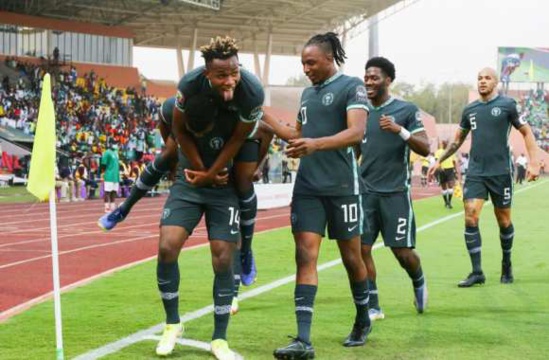 CAN 2022: Le Nigeria remporte le choc du groupe D CAN 2022: Le Nigeria remporte le choc du groupe D