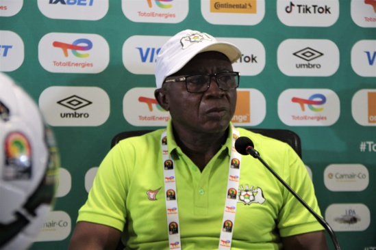 Sénégal-Burkina : Kamou Malo, coach Burkinabé “Je voulais rendre hommage à Aliou Cissé » Sénégal-Burkina : Kamou Malo, coach Burkinabé “Je voulais rendre hommage à Aliou Cissé »