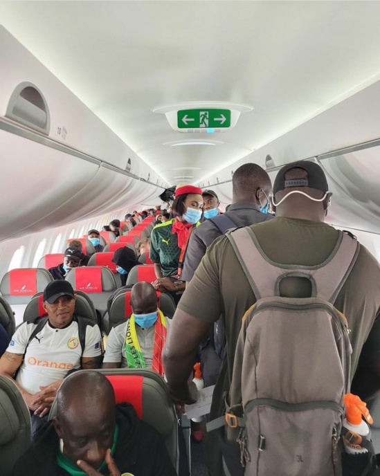 Urgent : Les Lions viennent d’atterrir sur le tarmac de l’aéroport LSS Urgent : Les Lions viennent d’atterrir sur le tarmac de l’aéroport LSS