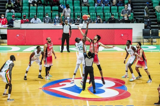 Eliminatoires Mondial masculin 2023 : Les "Lions" domptent les "Pharaons" Eliminatoires Mondial masculin 2023 : Les "Lions" domptent les "Pharaons"