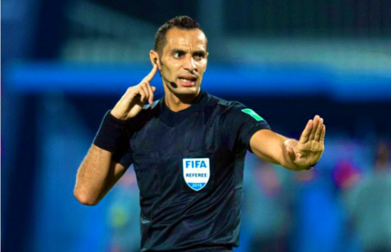 SENEGAL - EGYPTE : L'Algérien Moustapha Gorbal au sifflet SENEGAL - EGYPTE : L'Algérien Moustapha Gorbal au sifflet