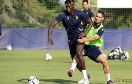 Liga: Momo Mbaye attise les convoitises en Turquie Liga: Momo Mbaye attise les convoitises en Turquie