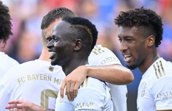Bundesliga : Leroy Sané sauve le Bayern d'une défaite Bundesliga : Leroy Sané sauve le Bayern d'une défaite