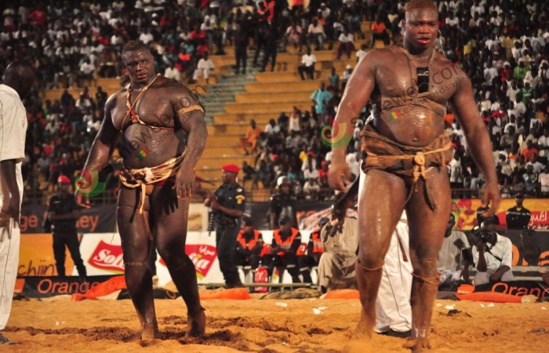 Tapha Tine-Bombardier: le premier face-à-face aujourd'hui à l'hôtel Savana Tapha Tine-Bombardier: le premier face-à-face aujourd'hui à l'hôtel Savana