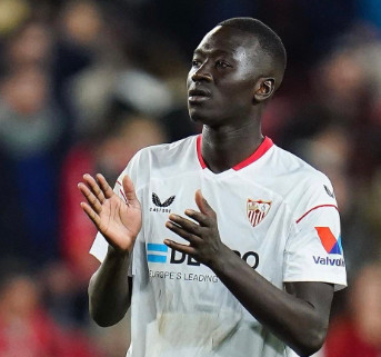 Prêté par l’OM, Séville veut garder Gueye Prêté par l’OM, Séville veut garder Gueye