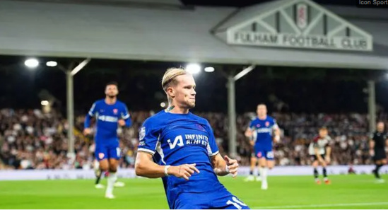 Premier League : Chelsea domine Fulham et renoue avec la victoire Premier League : Chelsea domine Fulham et renoue avec la victoire