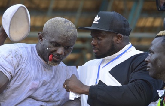 Les révélations d’Aziz Ndiaye : « Face à Boy Niang, Balla Gaye 2 avait reçu un cachet de 130 millions » Les révélations d’Aziz Ndiaye : « Face à Boy Niang, Balla Gaye 2 avait reçu un cachet de 130 millions »