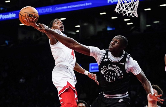NBA : Gorgui Sy Dieng prend sa retraite internationale et intègre le staff des Spurs NBA : Gorgui Sy Dieng prend sa retraite internationale et intègre le staff des Spurs