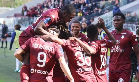 Ligue 1 : Metz enfonce le RC Lens et peut croire au maintien
