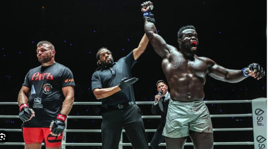 MMA : Reug Reug, une victoire historique et héroïque MMA : Reug Reug, une victoire historique et héroïque