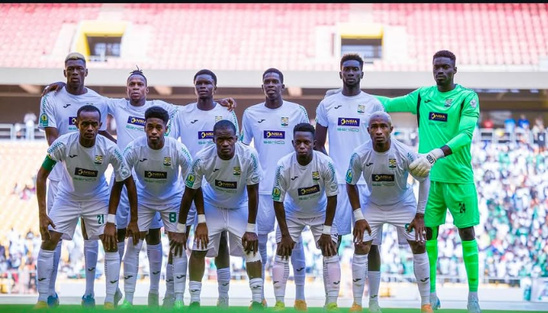 Coupe CAF : Le Jaraaf accroché à domicile par l’USM Alger (0-0) Coupe CAF : Le Jaraaf accroché à domicile par l’USM Alger (0-0)