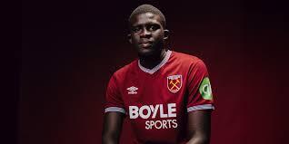 West Ham s’offre El Hadji Malick Diouf pour 25 millions d’euros West Ham s’offre El Hadji Malick Diouf pour 25 millions d’euros