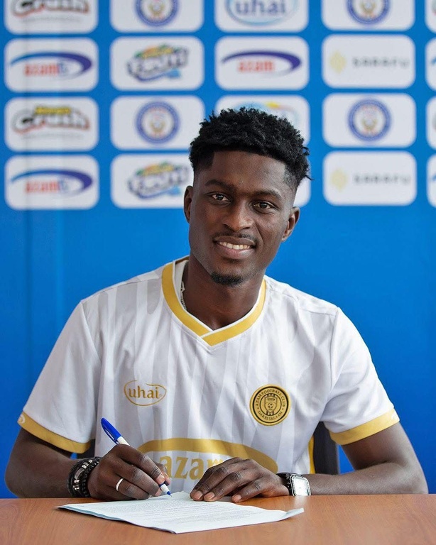 Pape Doudou Diallo franchit un cap : le meilleur buteur de la Ligue 1 sénégalaise rejoint Azam FC en Tanzanie Pape Doudou Diallo franchit un cap : le meilleur buteur de la Ligue 1 sénégalaise rejoint Azam FC en Tanzanie
